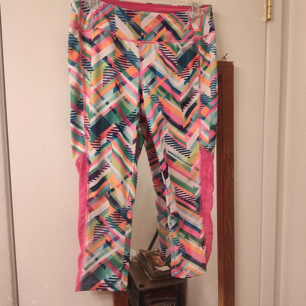 Avia Colorful Geometric Print Capri Leggings - Picture 2 of 5